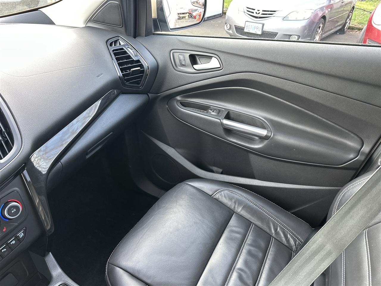 Ford Escape Titanium 4WD 2018