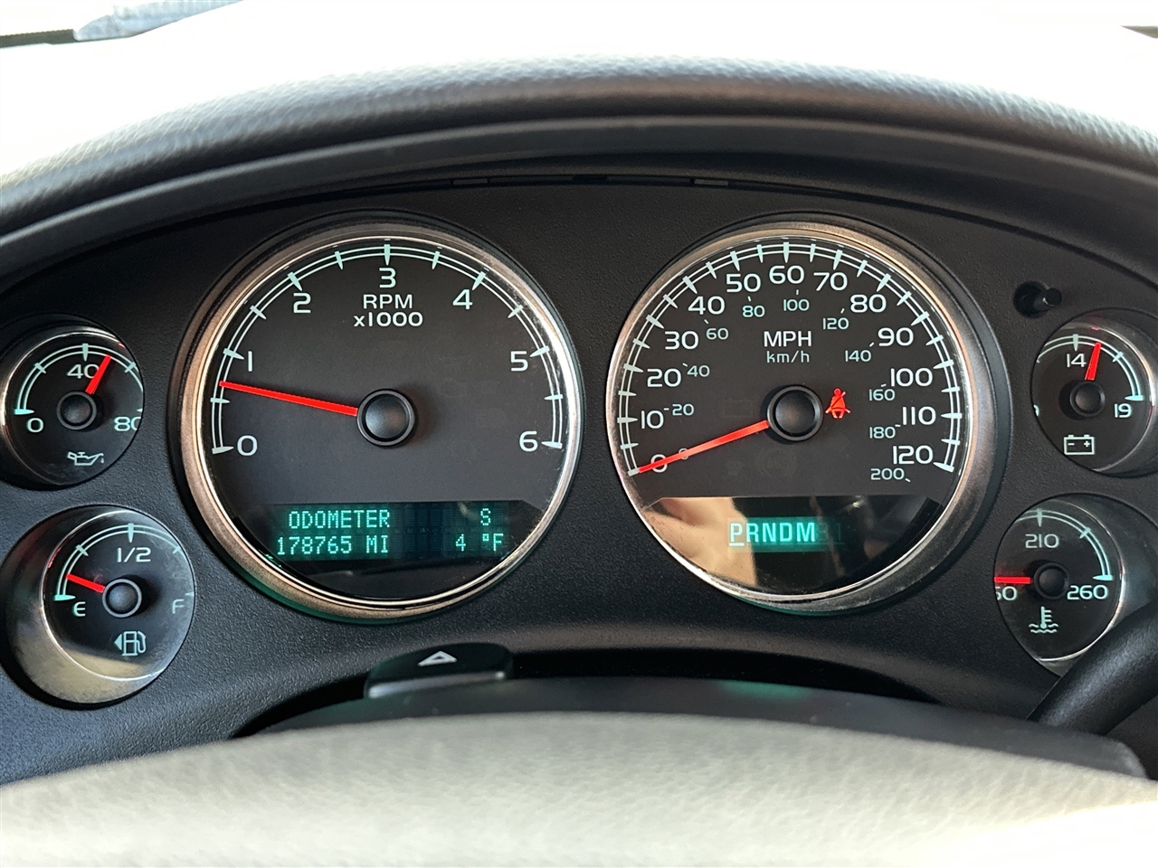 GMC Yukon XL SLT 1/2 Ton 4WD 2014