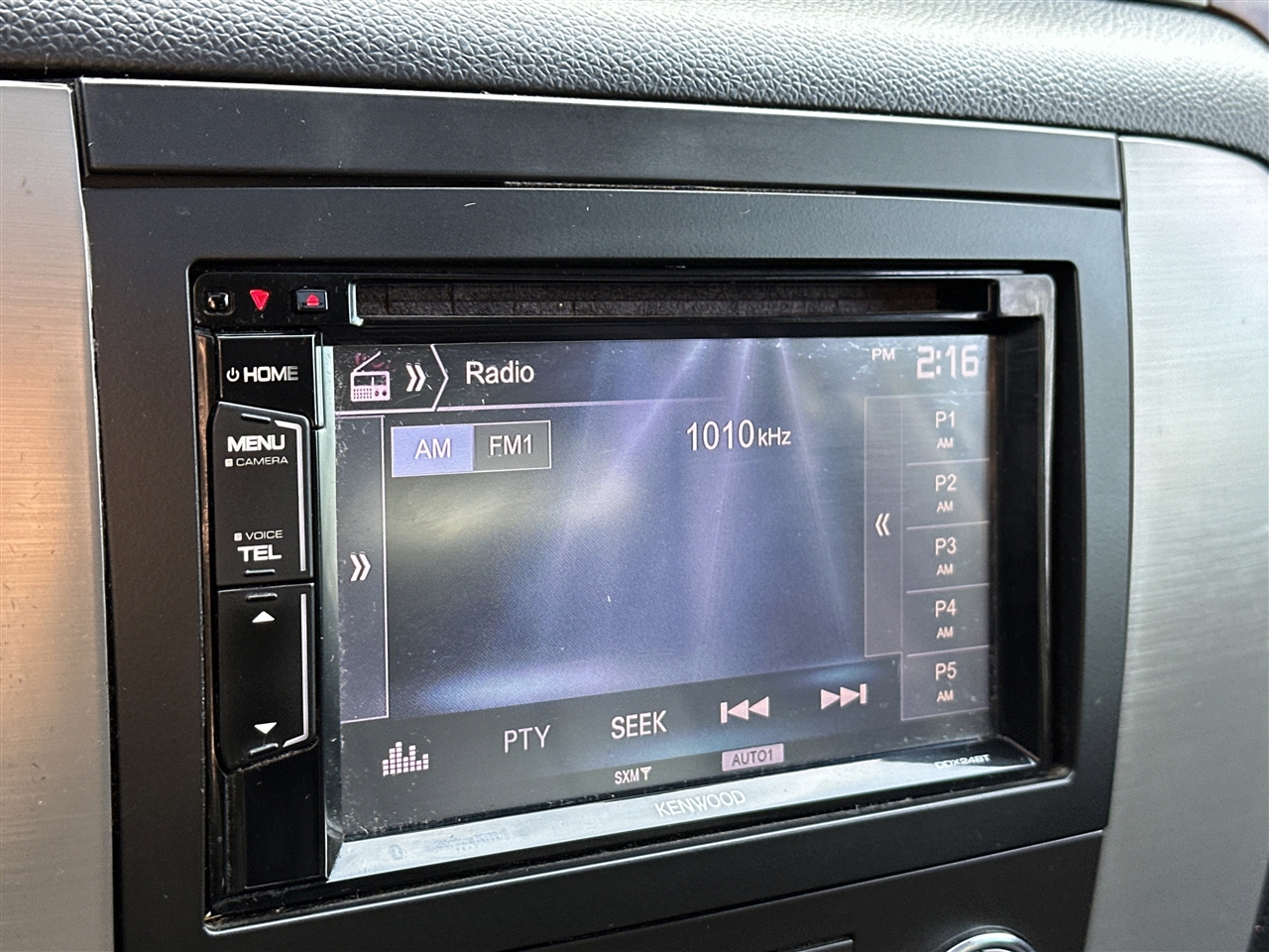 GMC Yukon XL SLT 1/2 Ton 4WD 2014