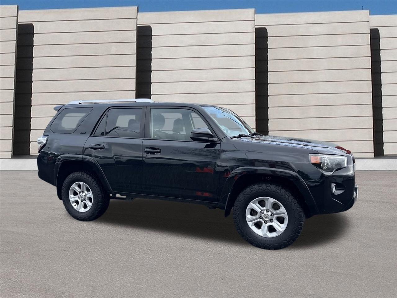 Toyota 4Runner SR5 4WD 2016