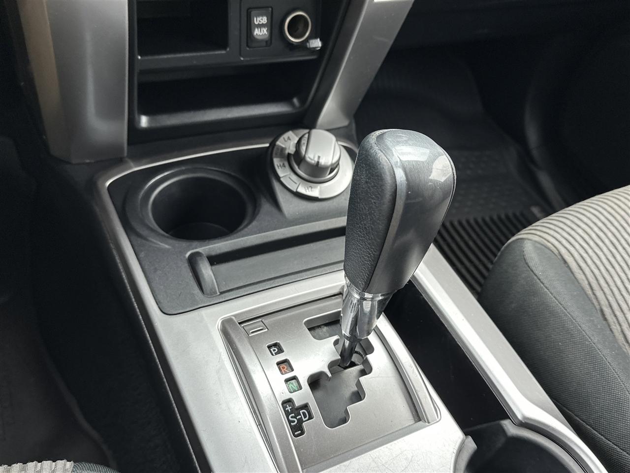 Toyota 4Runner SR5 4WD 2016