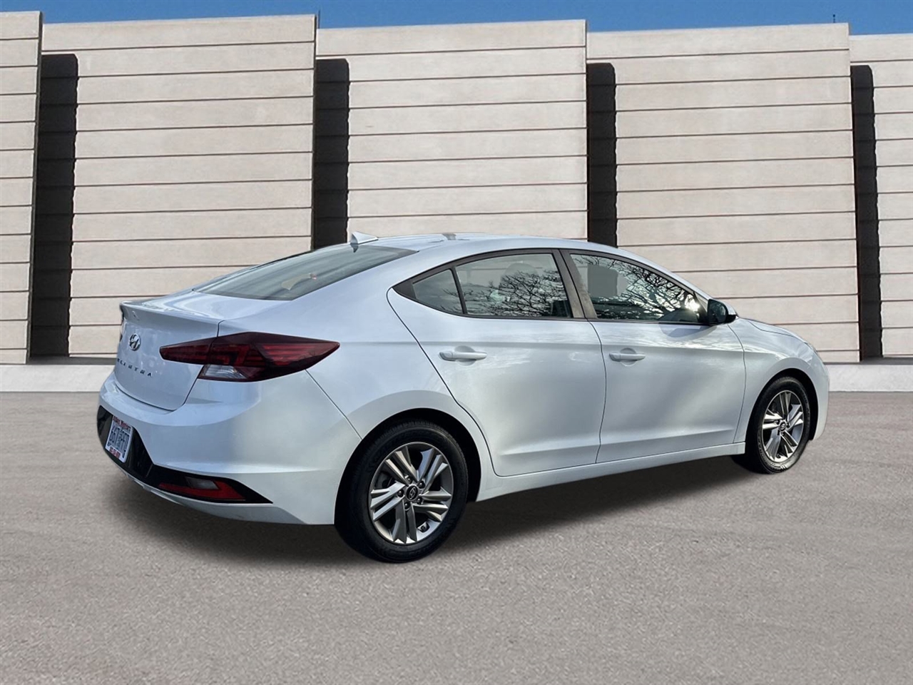 Hyundai Elantra Limited 2019