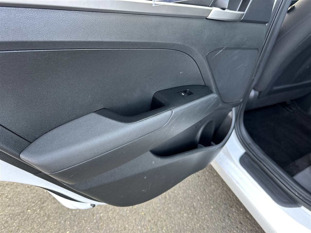 Hyundai Elantra Limited 2019