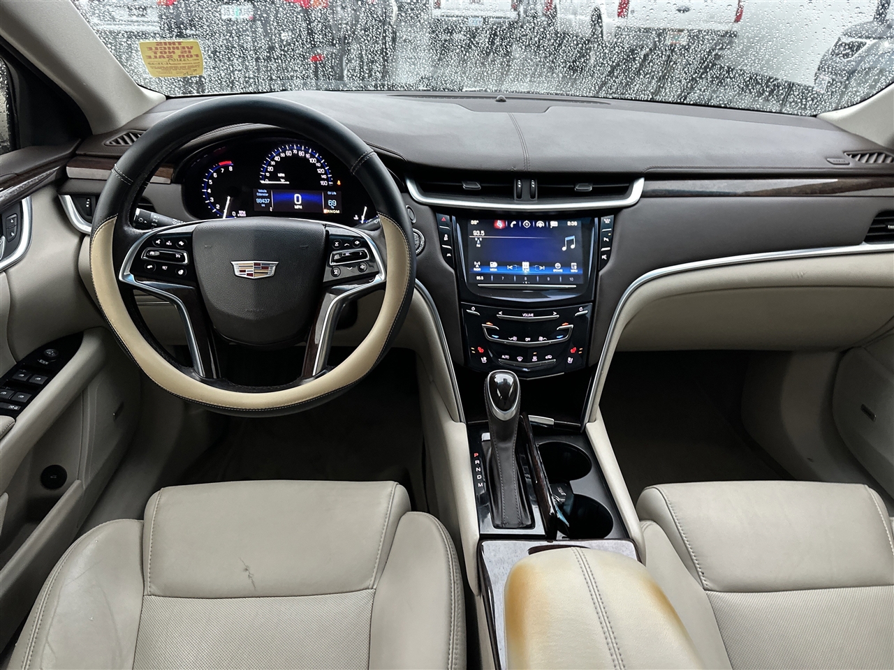 Cadillac XTS 4dr Sdn Luxury FWD 2016