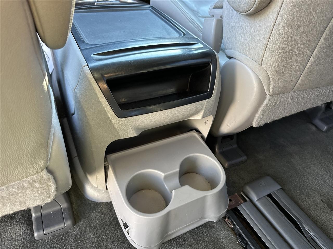 Toyota Sienna XLE FWD 8-Passenger V6 2016