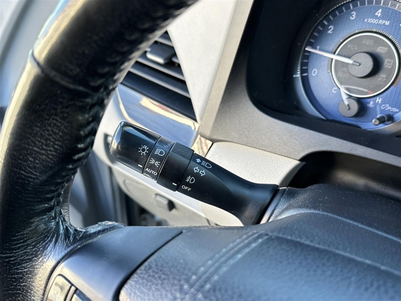 Toyota Sienna XLE FWD 8-Passenger V6 2016