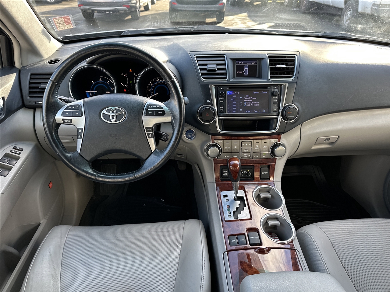 Toyota Highlander Hybrid Limited 4WD 2013
