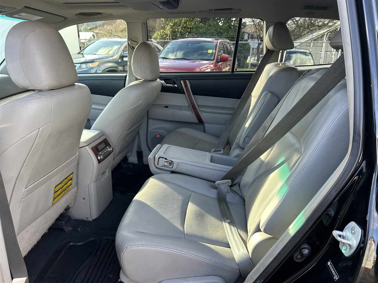 Toyota Highlander Hybrid Limited 4WD 2013