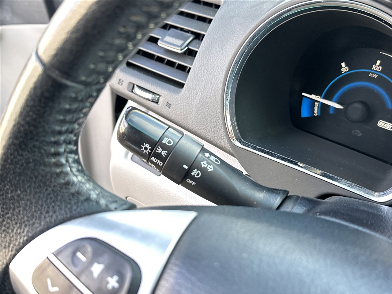 Toyota Highlander Hybrid Limited 4WD 2013