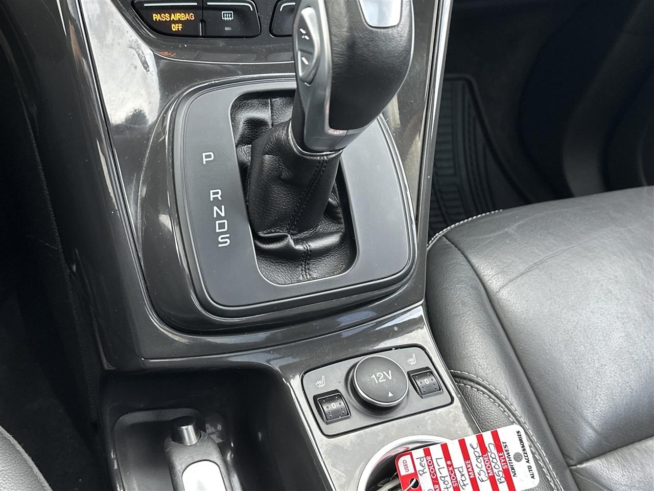 Ford Escape Titanium 4WD 2015