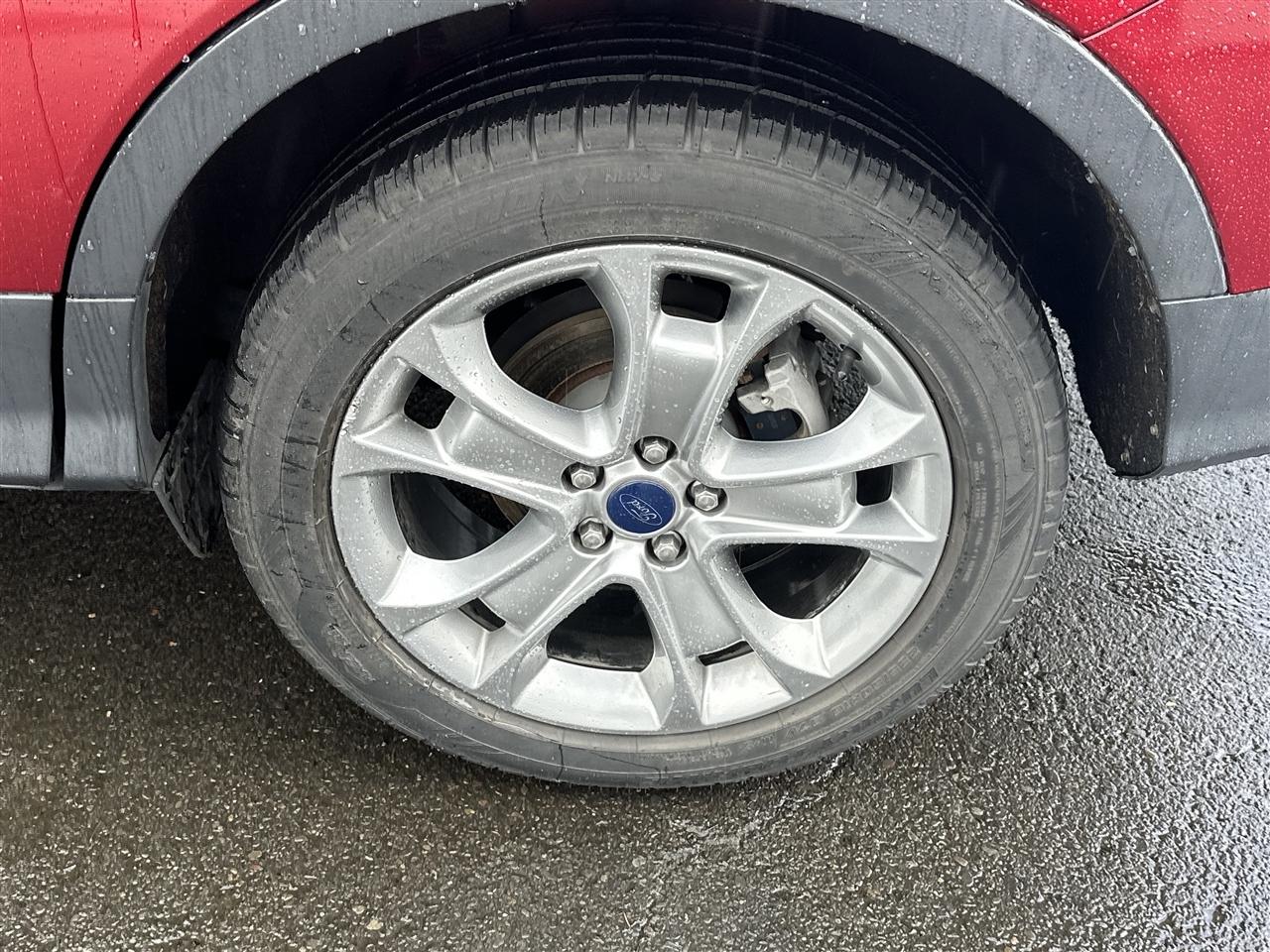 Ford Escape Titanium 4WD 2015