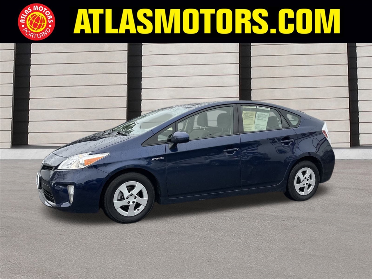 Toyota Prius Prius V 2013