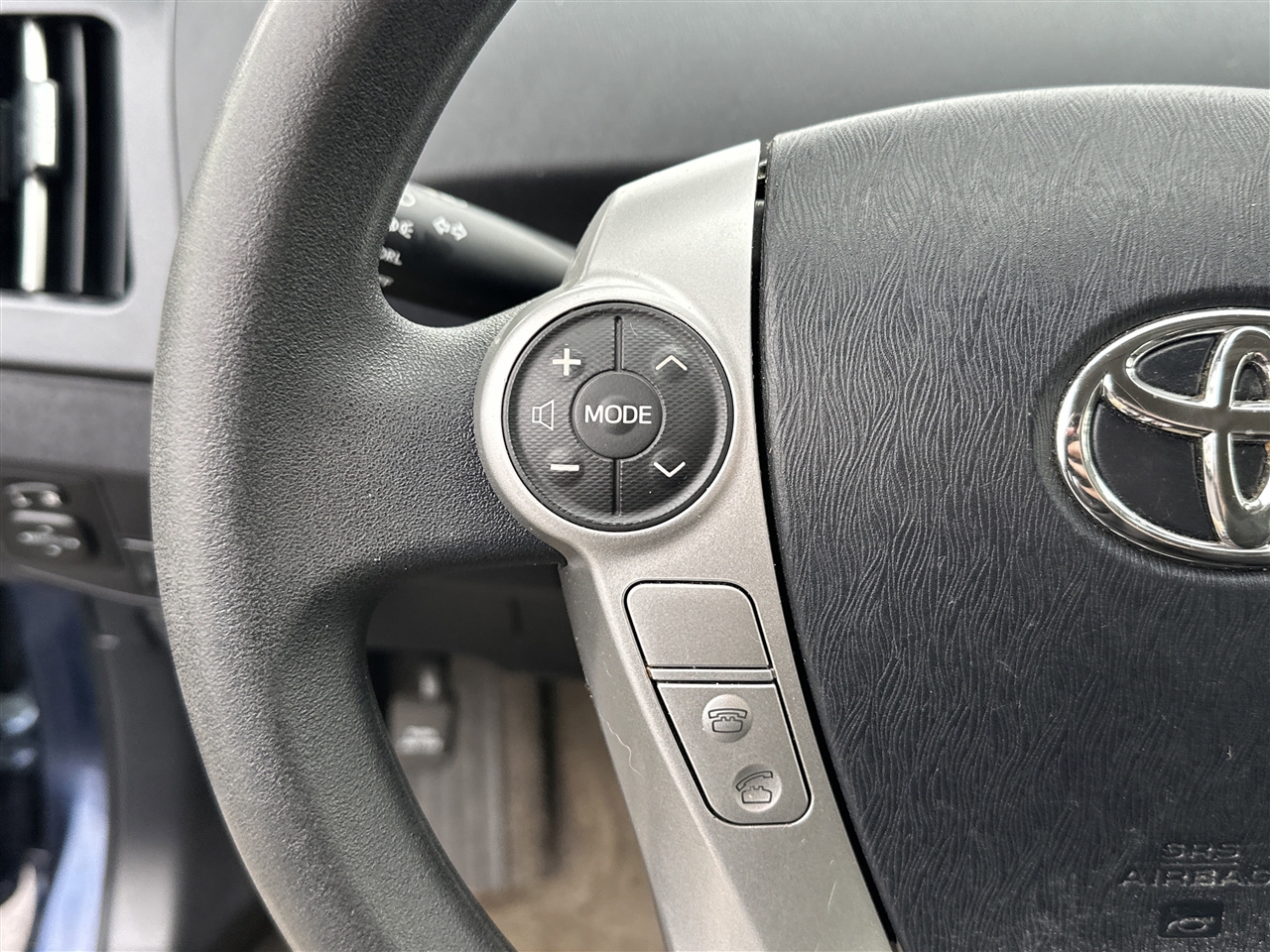 Toyota Prius Prius V 2013