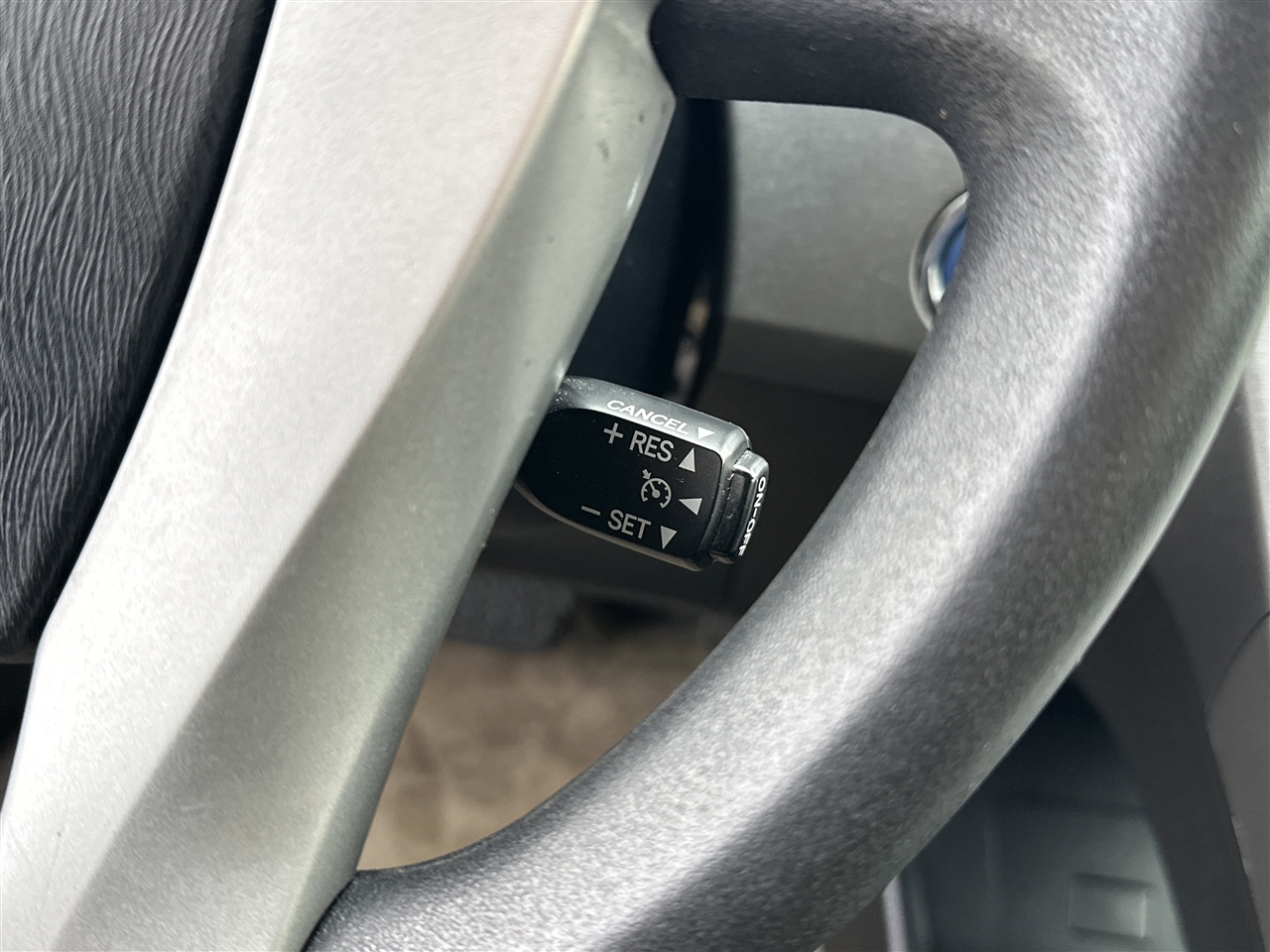 Toyota Prius Prius V 2013