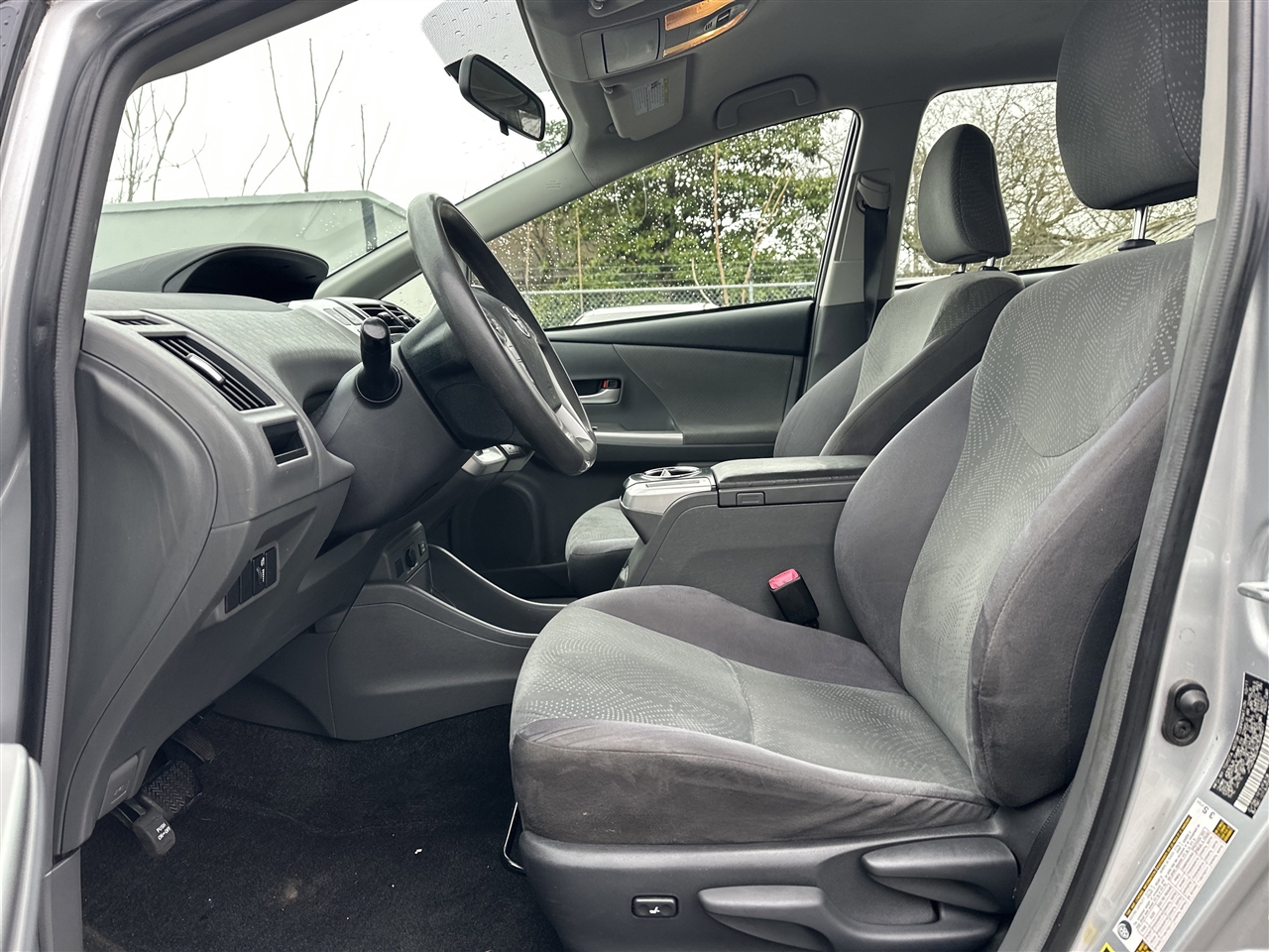 Toyota Prius V Five 2012