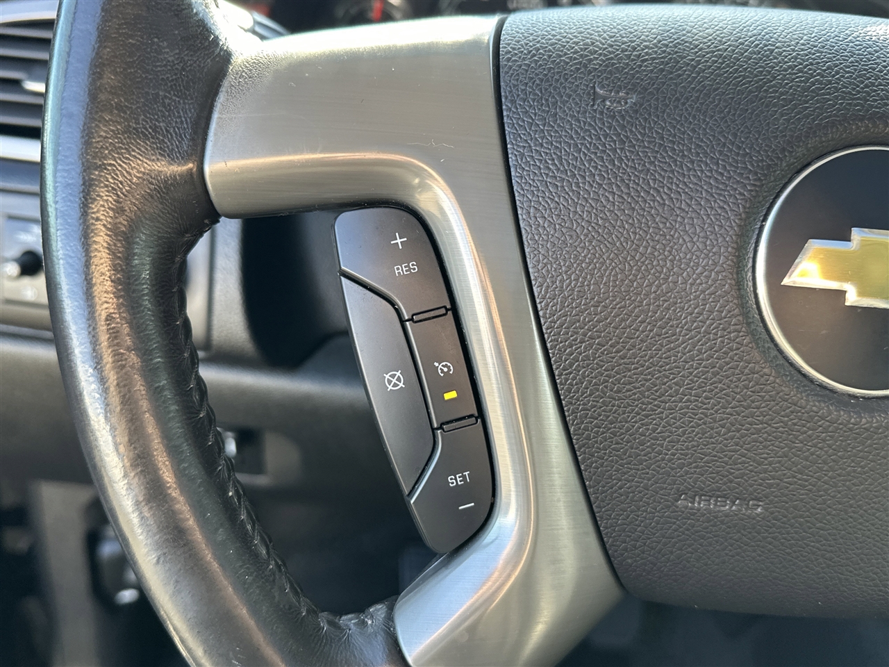 Chevrolet Suburban LTZ 1500 4WD 2013