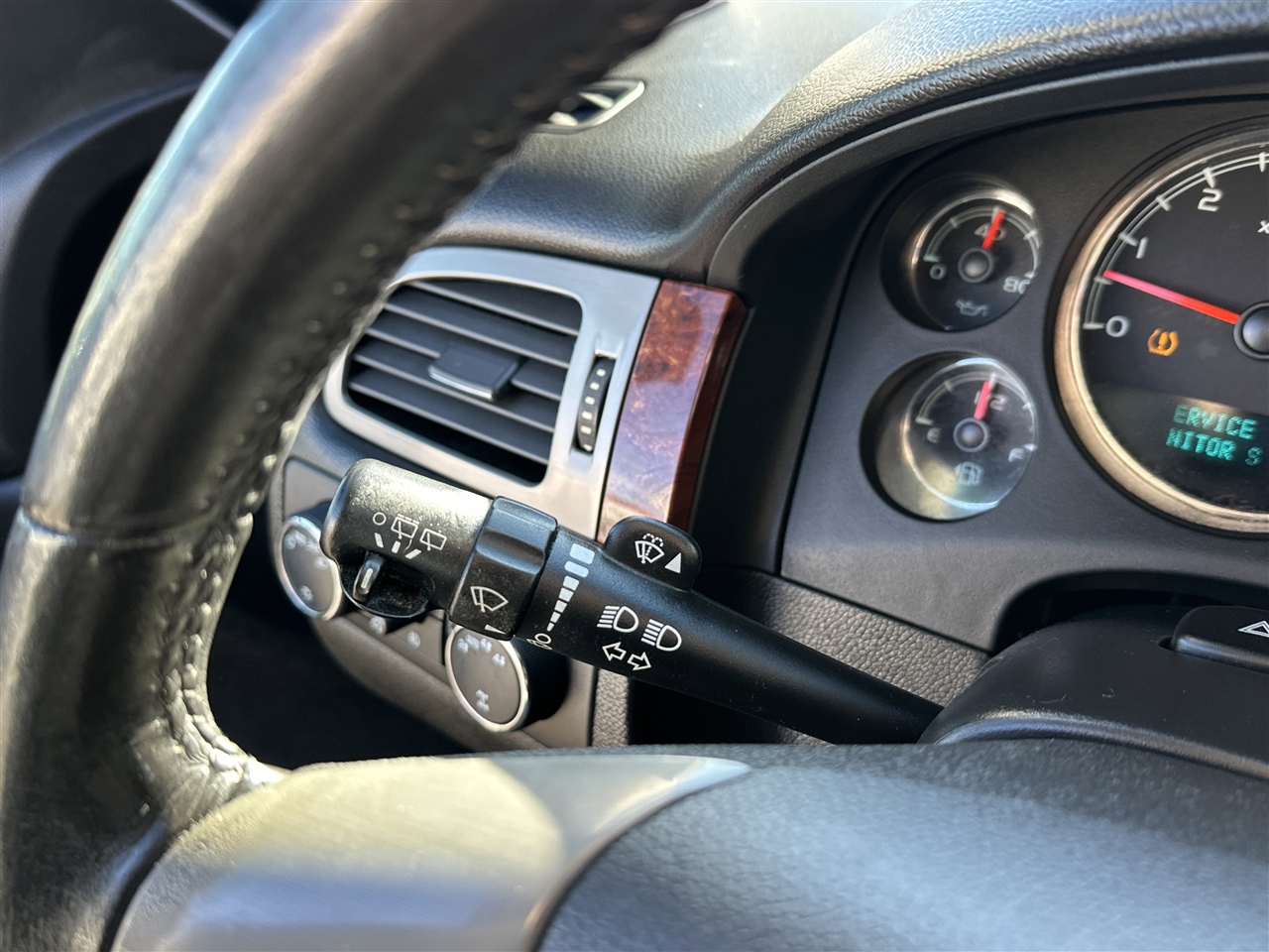 Chevrolet Suburban LTZ 1500 4WD 2013