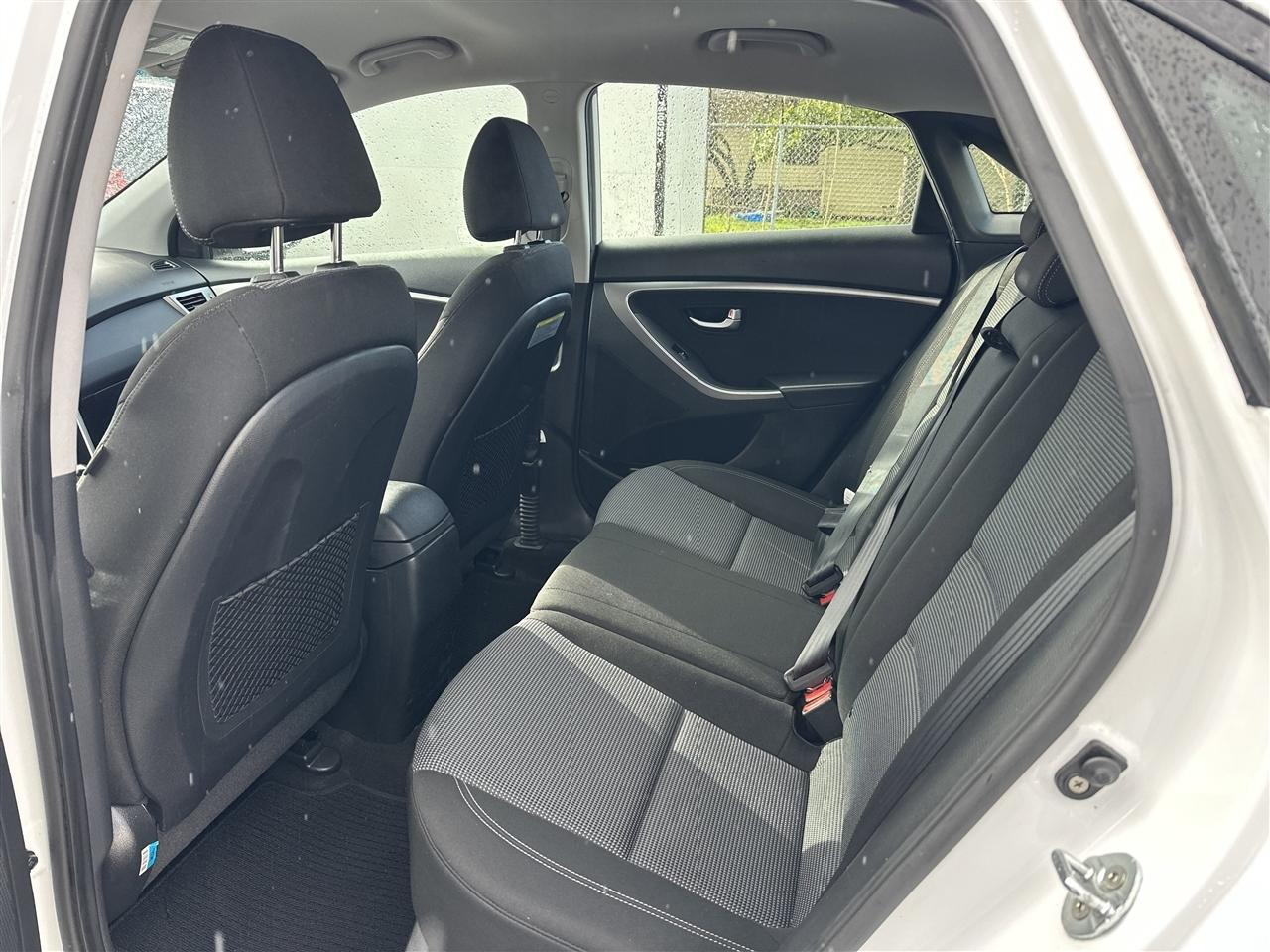 Hyundai Elantra GT A/T 2016