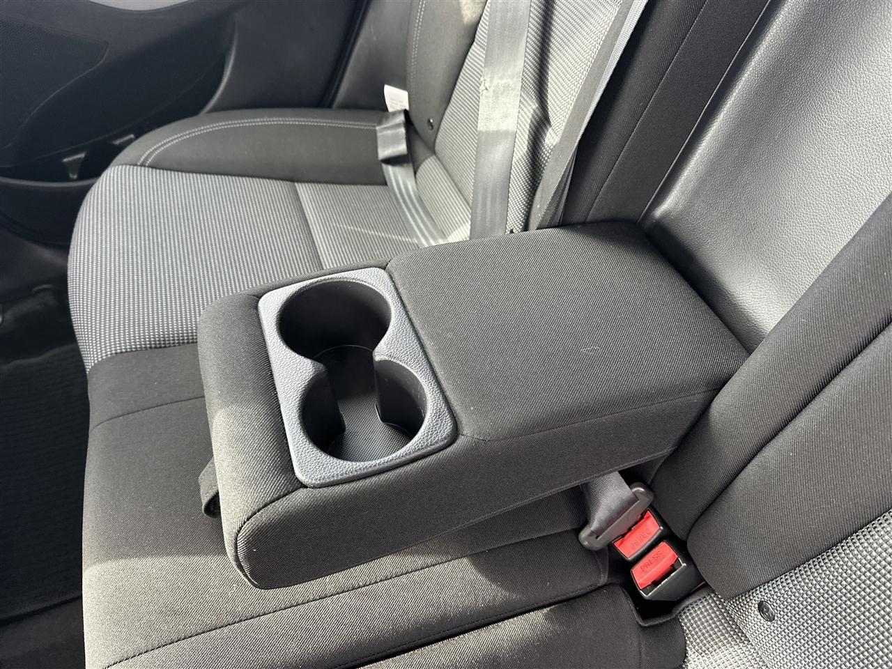 Hyundai Elantra GT A/T 2016