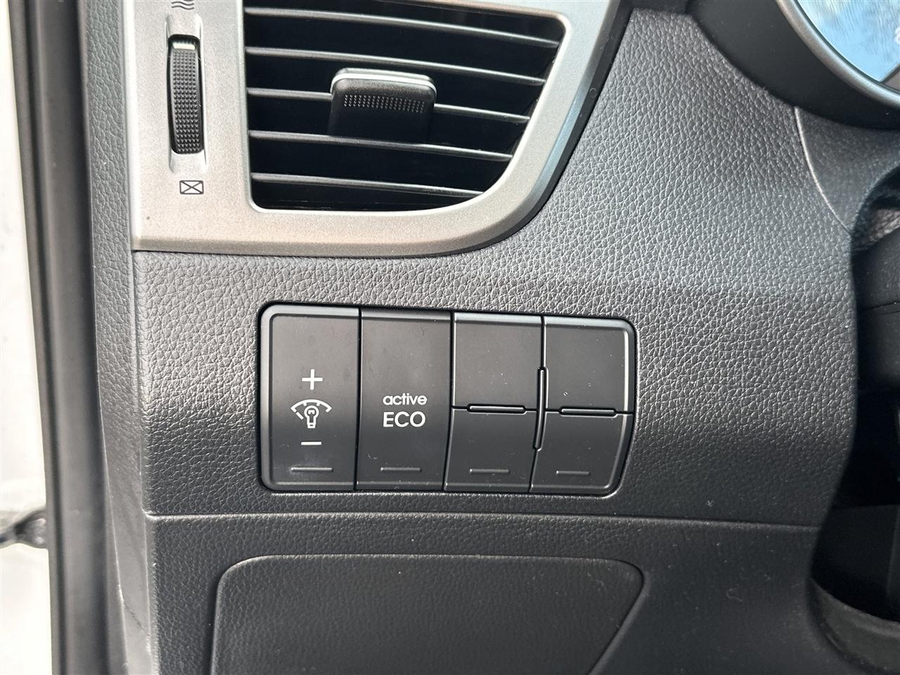 Hyundai Elantra GT A/T 2016