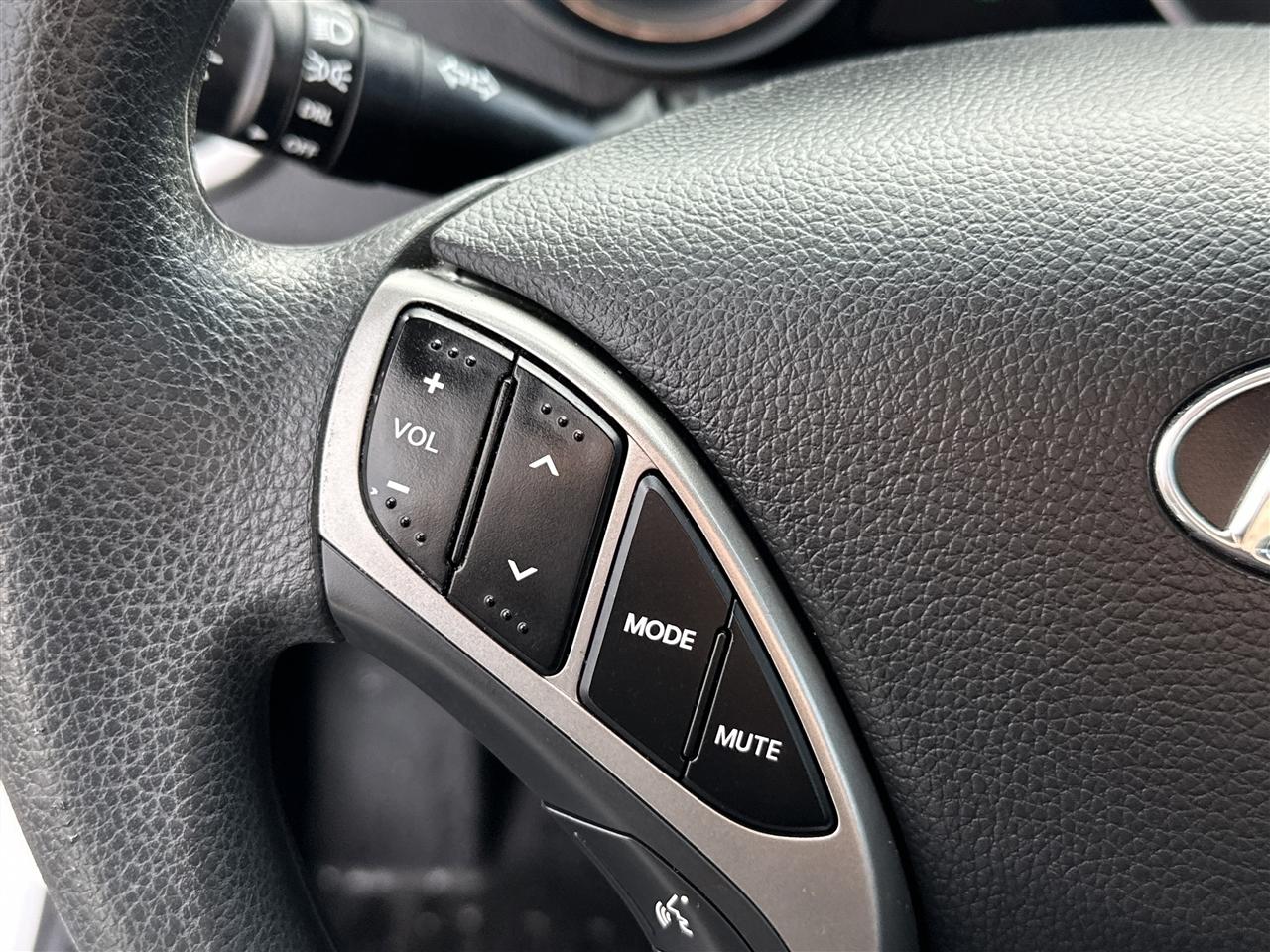 Hyundai Elantra GT A/T 2016