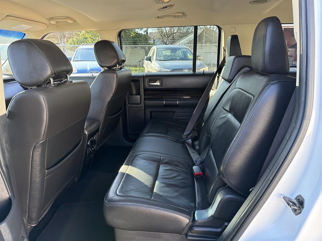 Ford Flex SEL FWD 2019