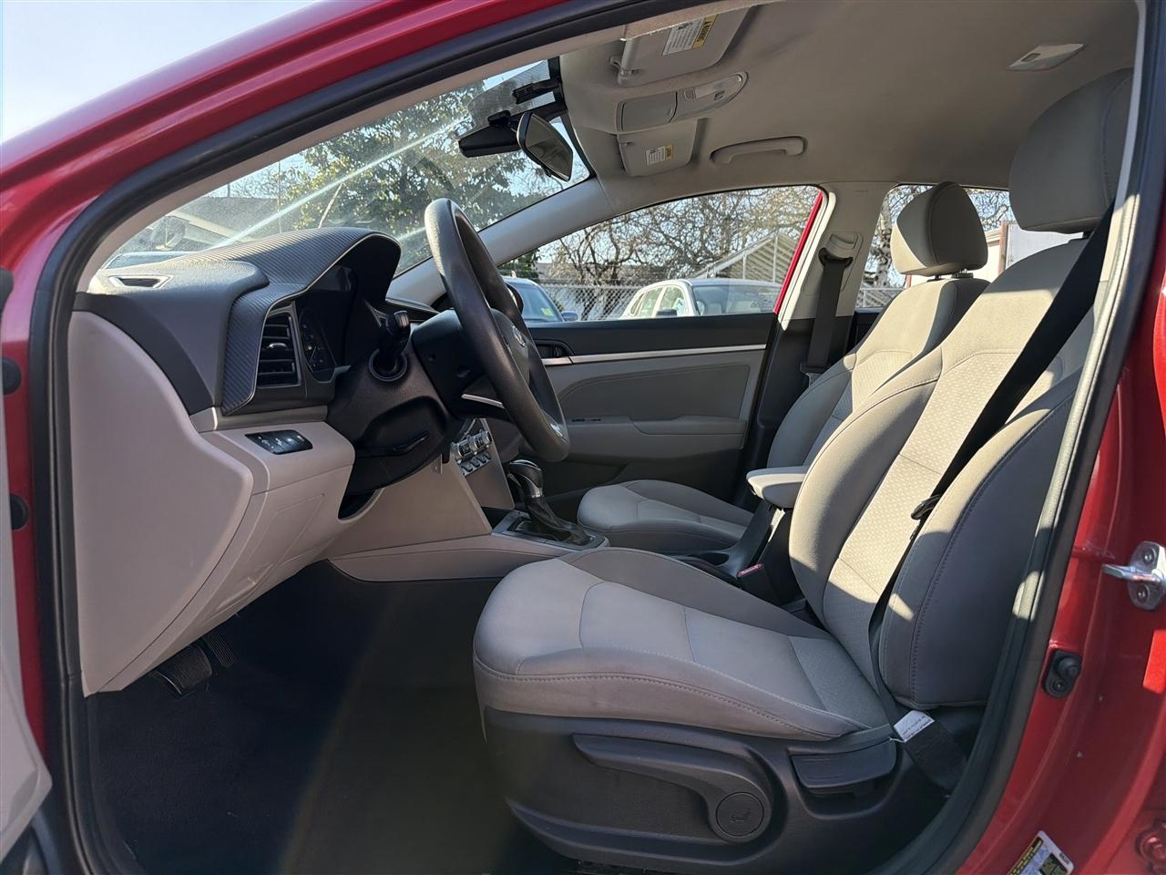 Hyundai Elantra Limited 2020