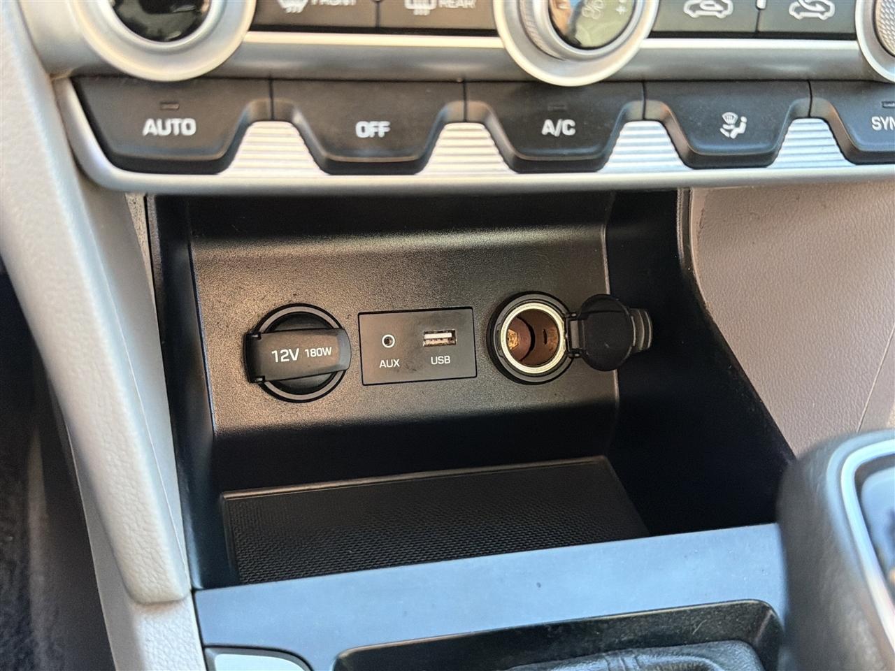 Hyundai Elantra Limited 2020