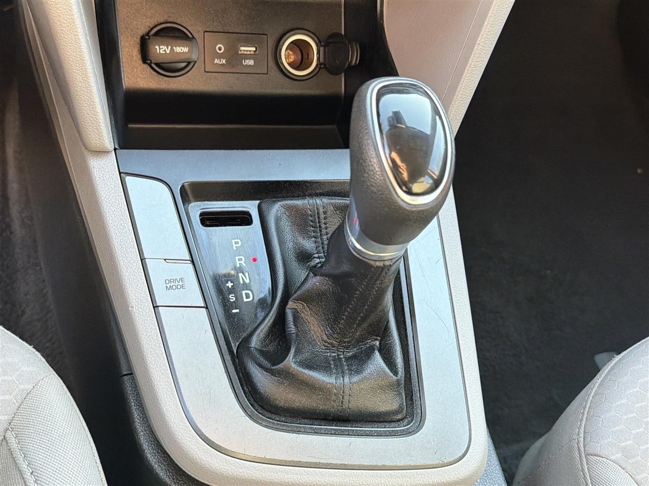 Hyundai Elantra Limited 2020