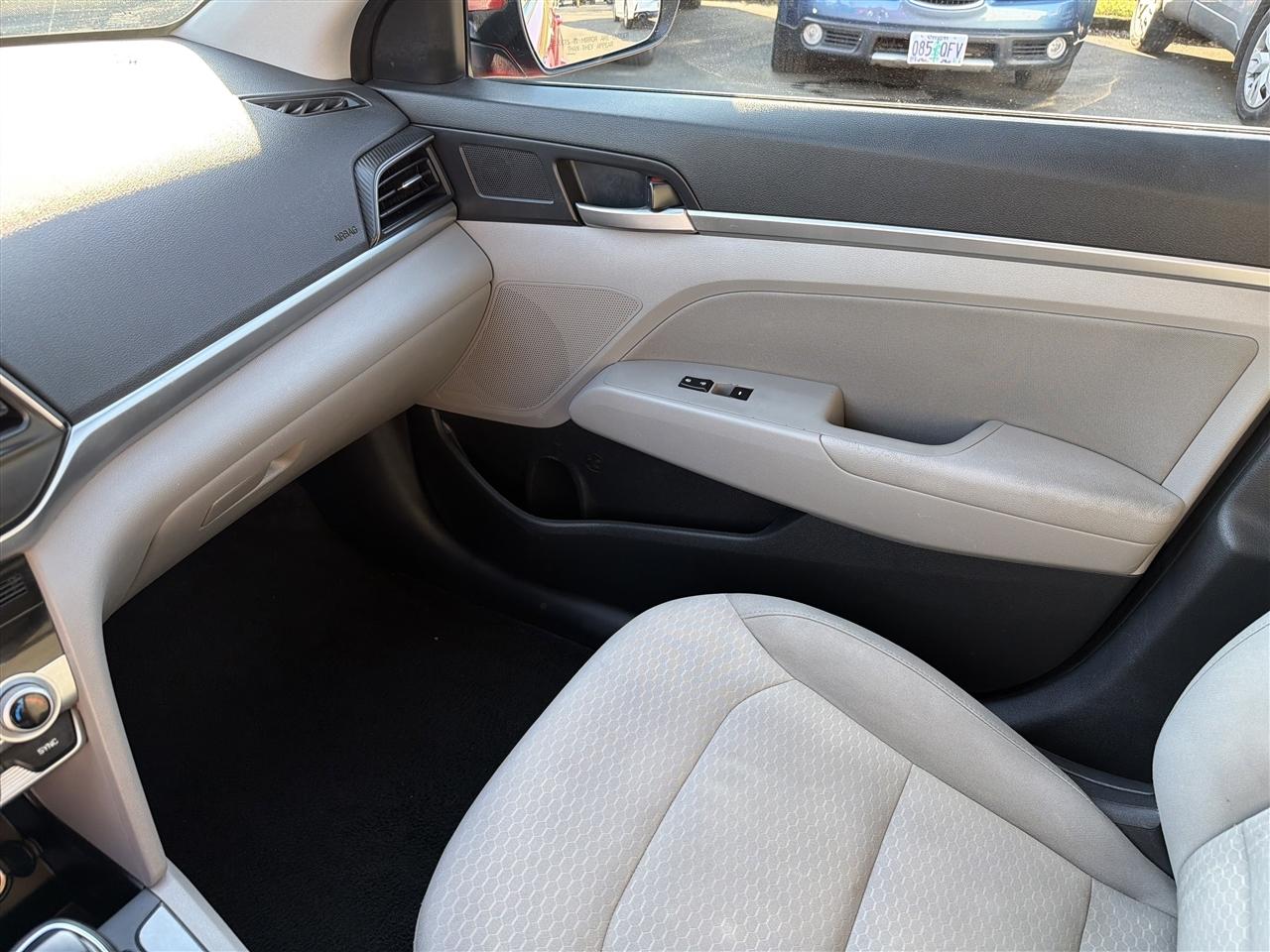 Hyundai Elantra Limited 2020