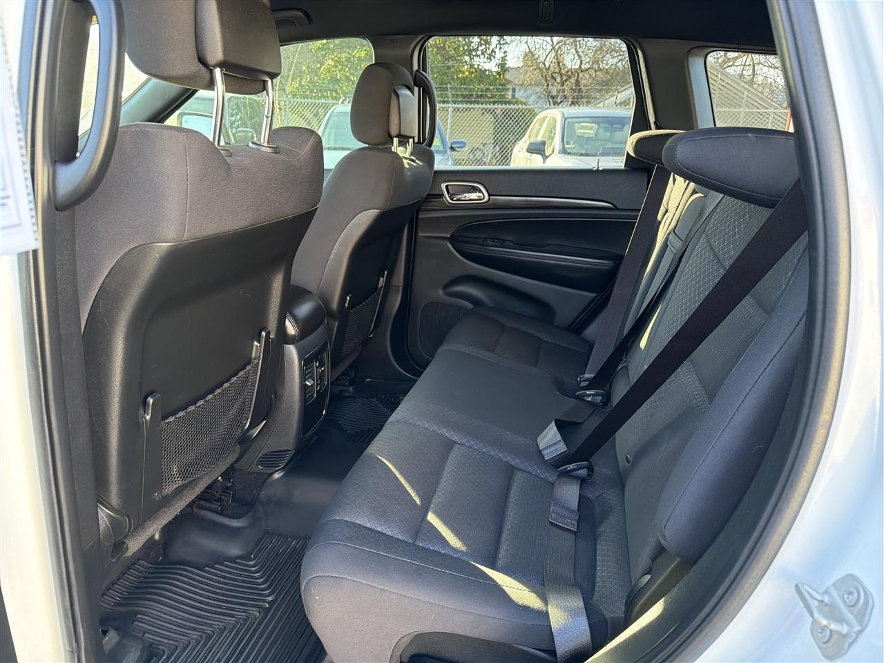 Jeep Grand Cherokee Laredo 4WD 2020