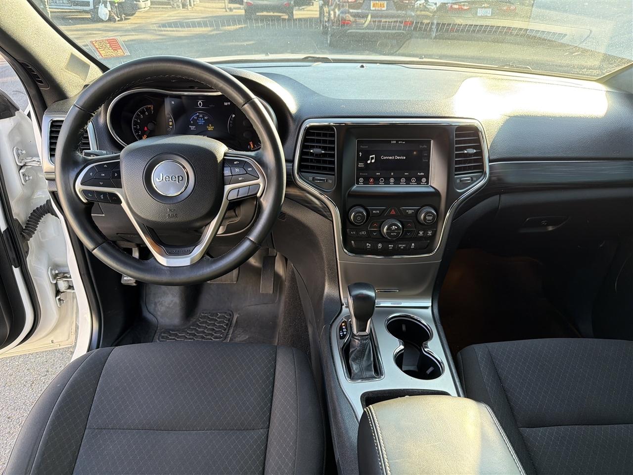 Jeep Grand Cherokee Laredo 4WD 2020