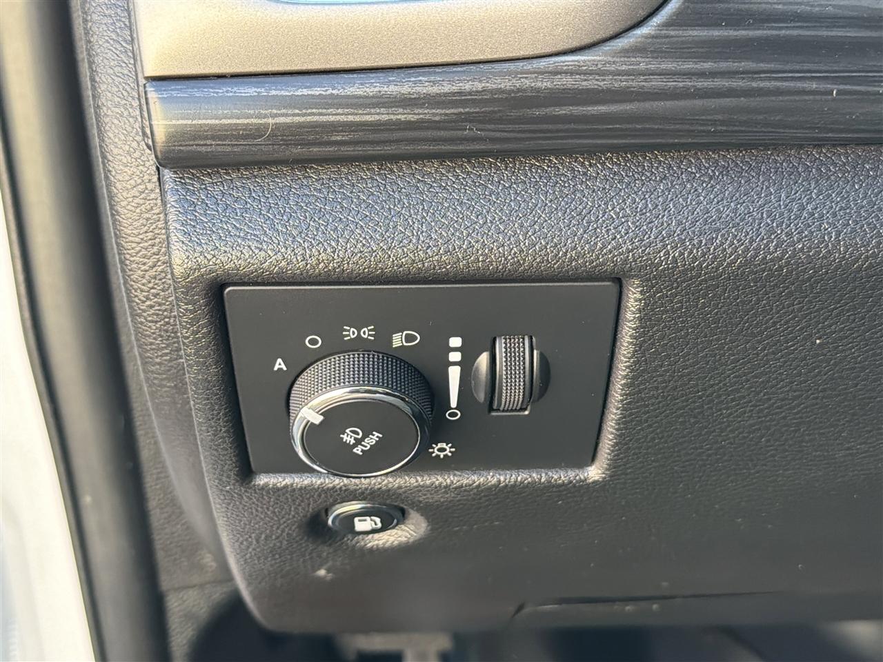 Jeep Grand Cherokee Laredo 4WD 2020