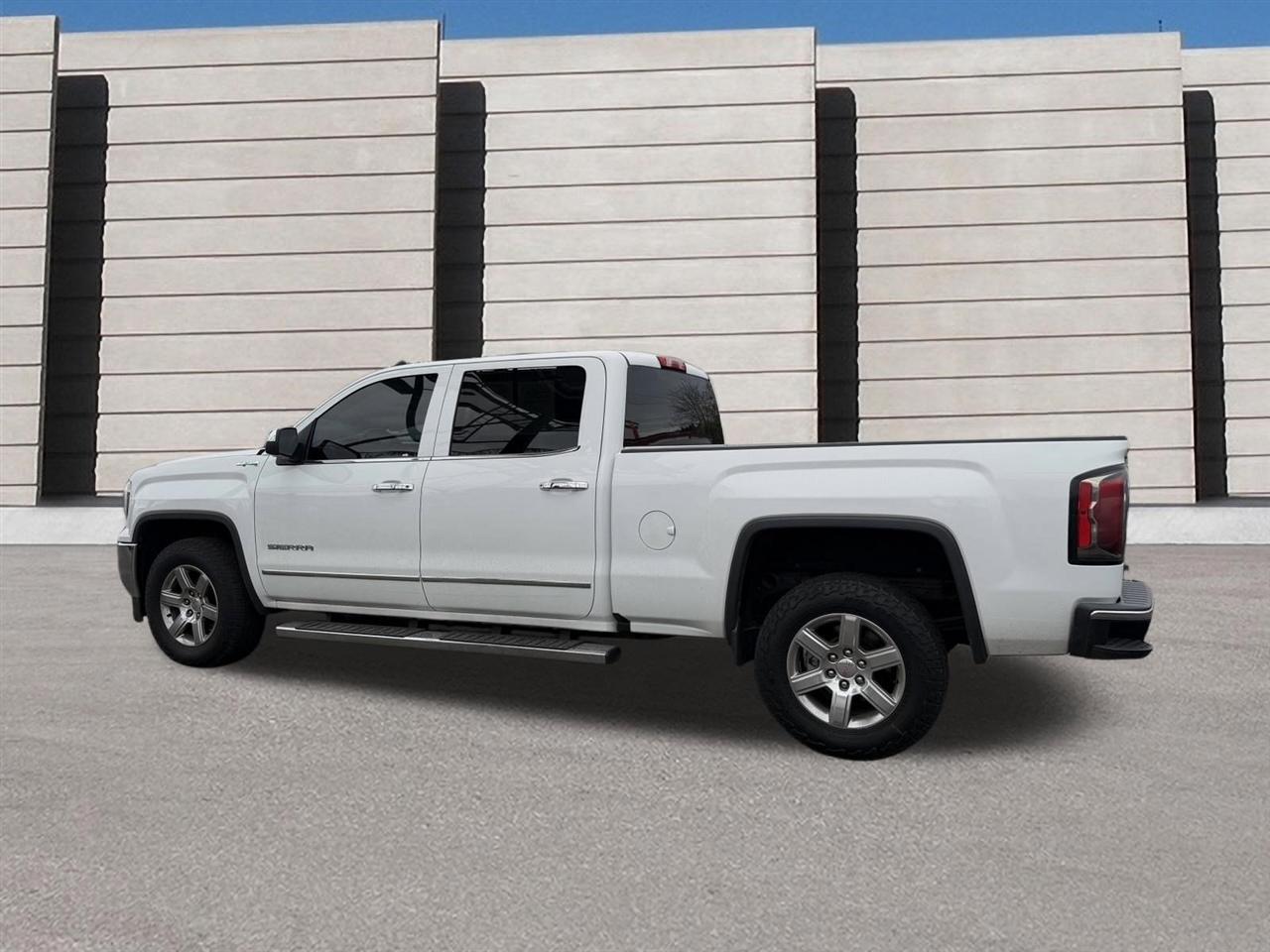 GMC Sierra 1500 SLT Crew Cab Long Box 4WD 2017