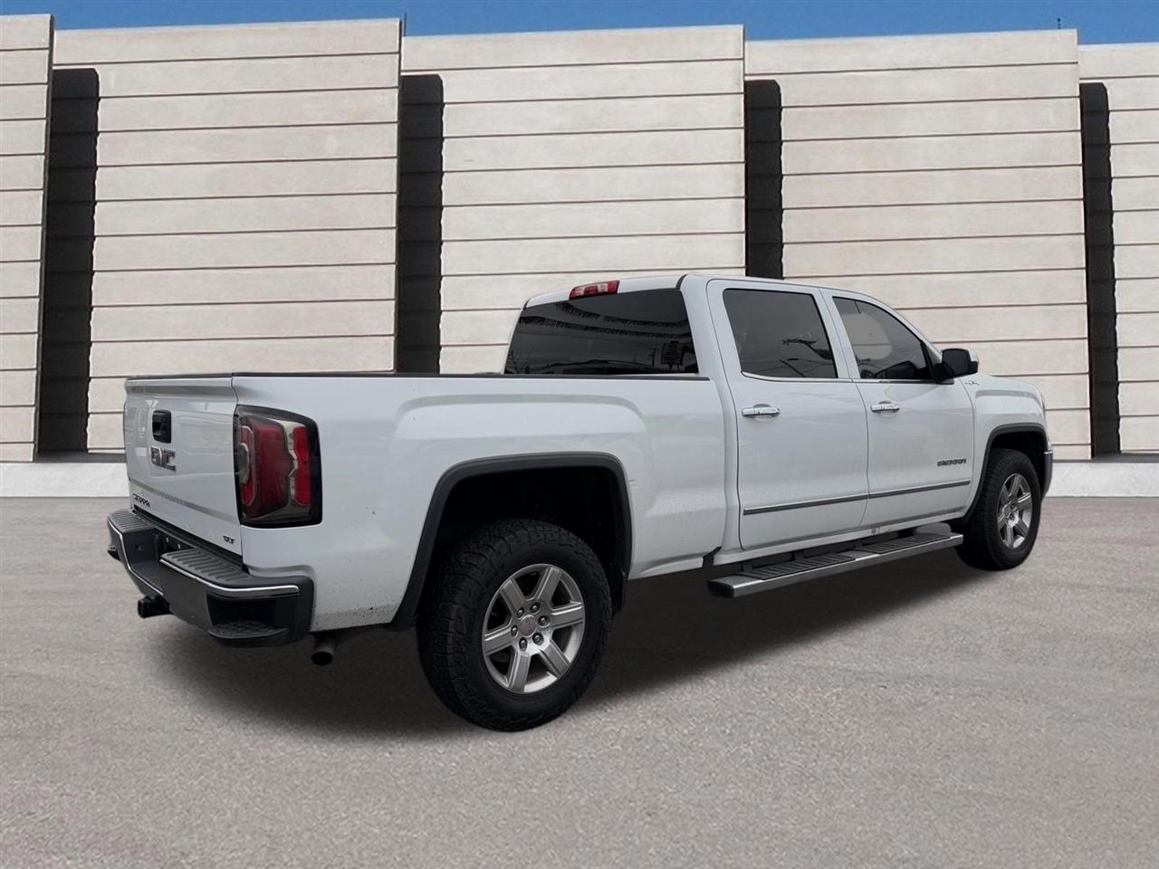 GMC Sierra 1500 SLT Crew Cab Long Box 4WD 2017