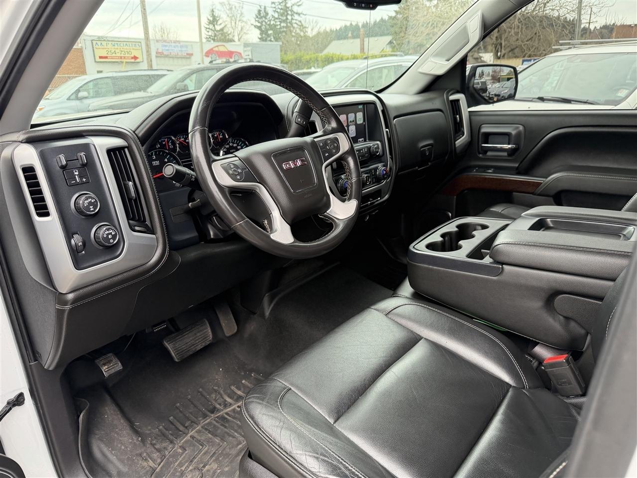 GMC Sierra 1500 SLT Crew Cab Long Box 4WD 2017