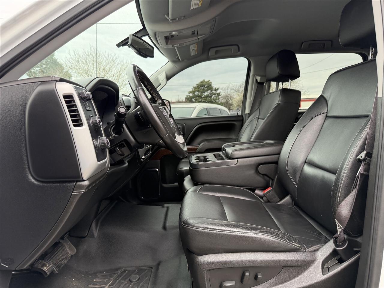 GMC Sierra 1500 SLT Crew Cab Long Box 4WD 2017