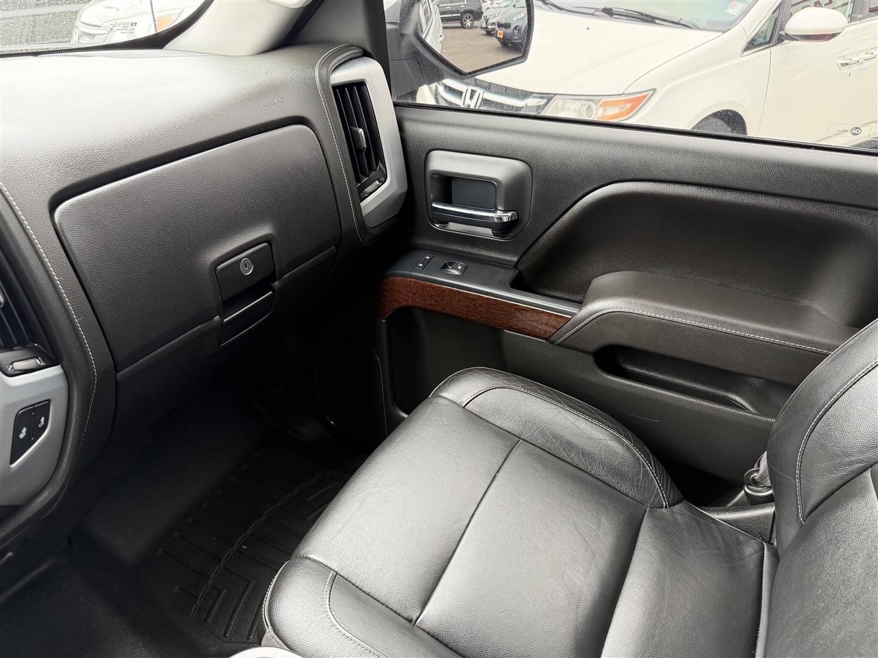 GMC Sierra 1500 SLT Crew Cab Long Box 4WD 2017