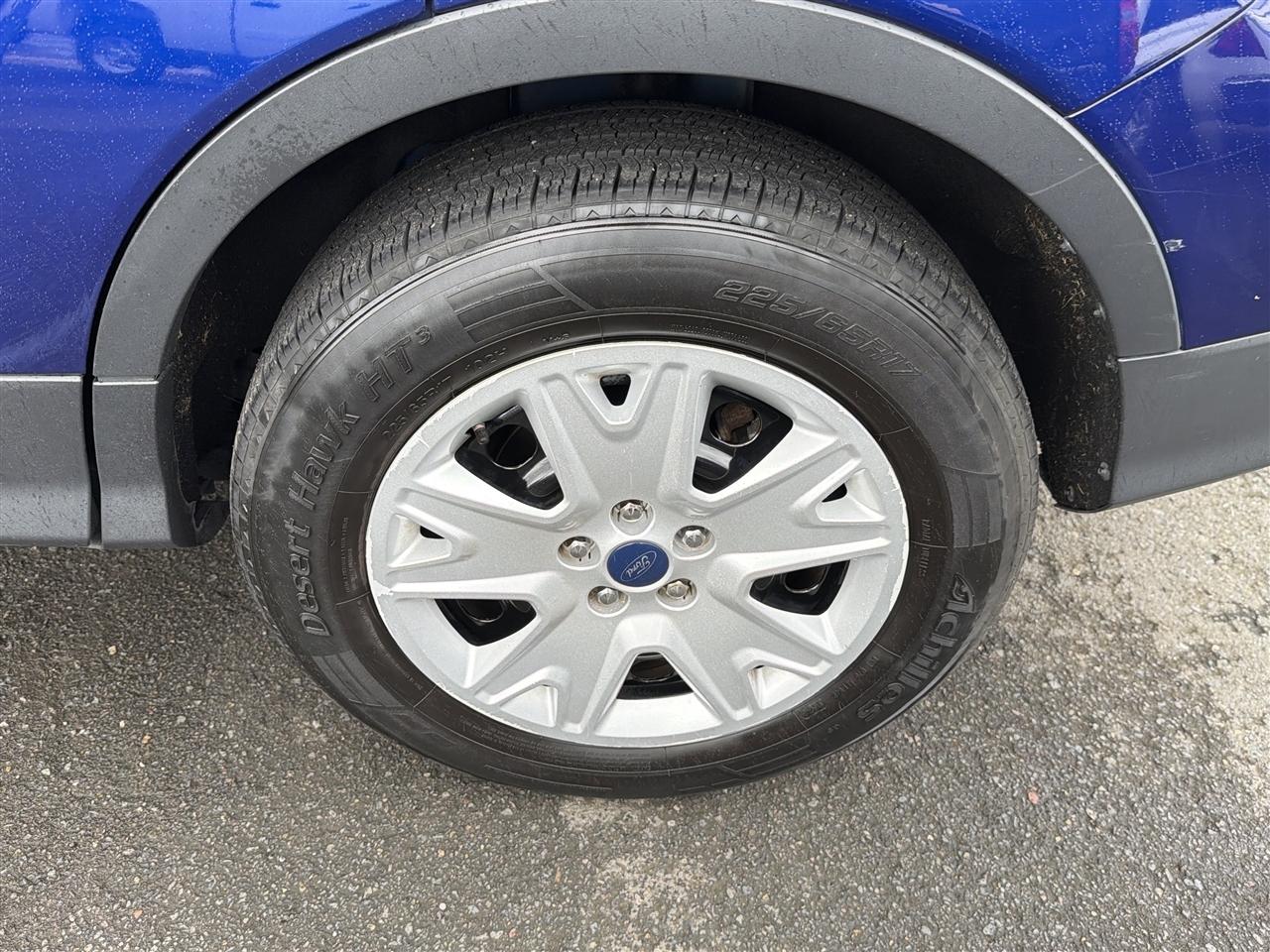 Ford Escape S FWD 2014