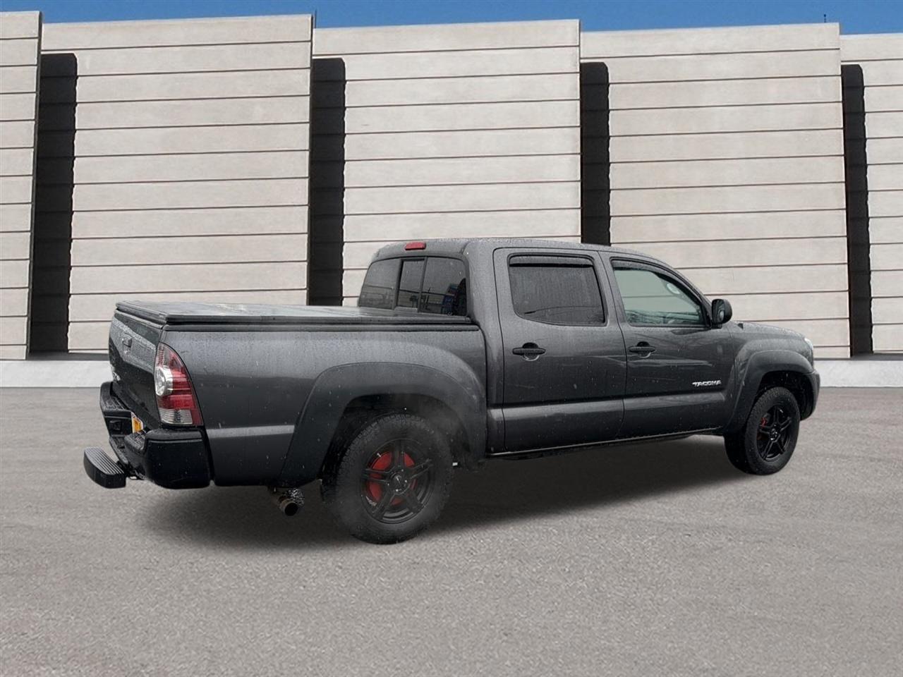 Toyota Tacoma Double Cab Auto 2WD 2011