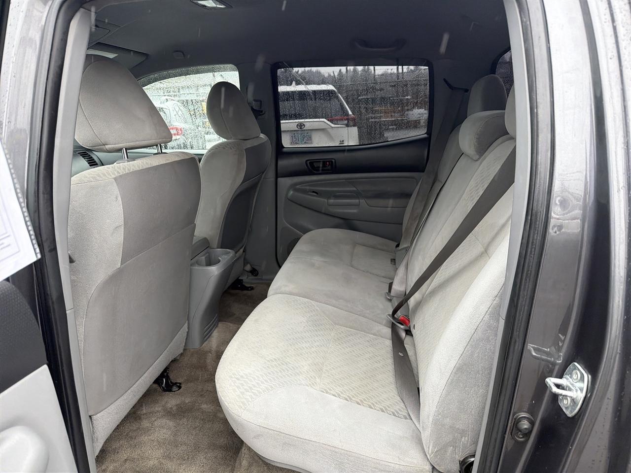 Toyota Tacoma Double Cab Auto 2WD 2011