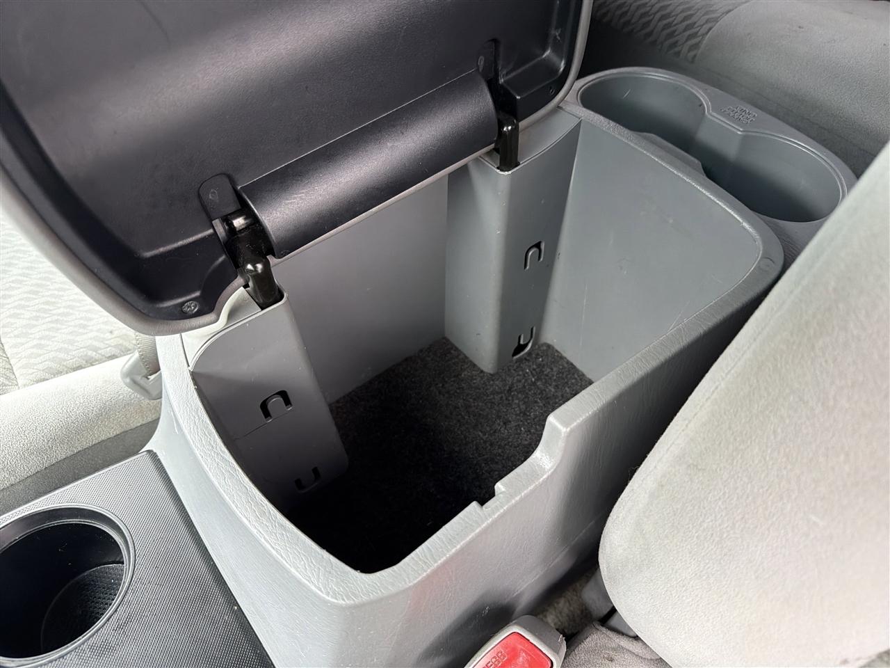 Toyota Tacoma Double Cab Auto 2WD 2011