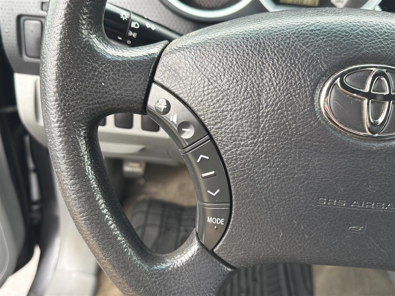 Toyota Tacoma Double Cab Auto 2WD 2011