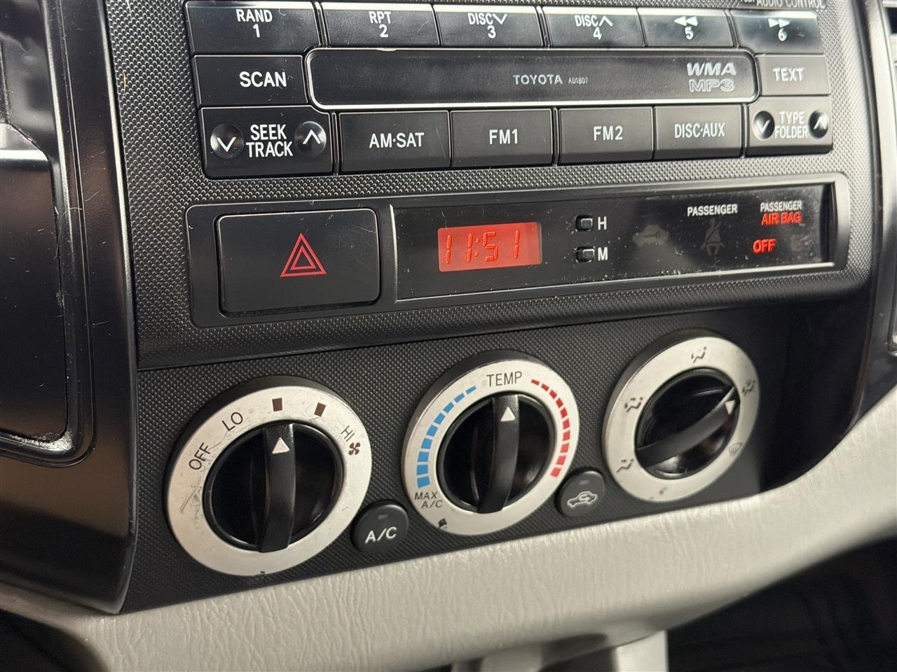 Toyota Tacoma Double Cab Auto 2WD 2011