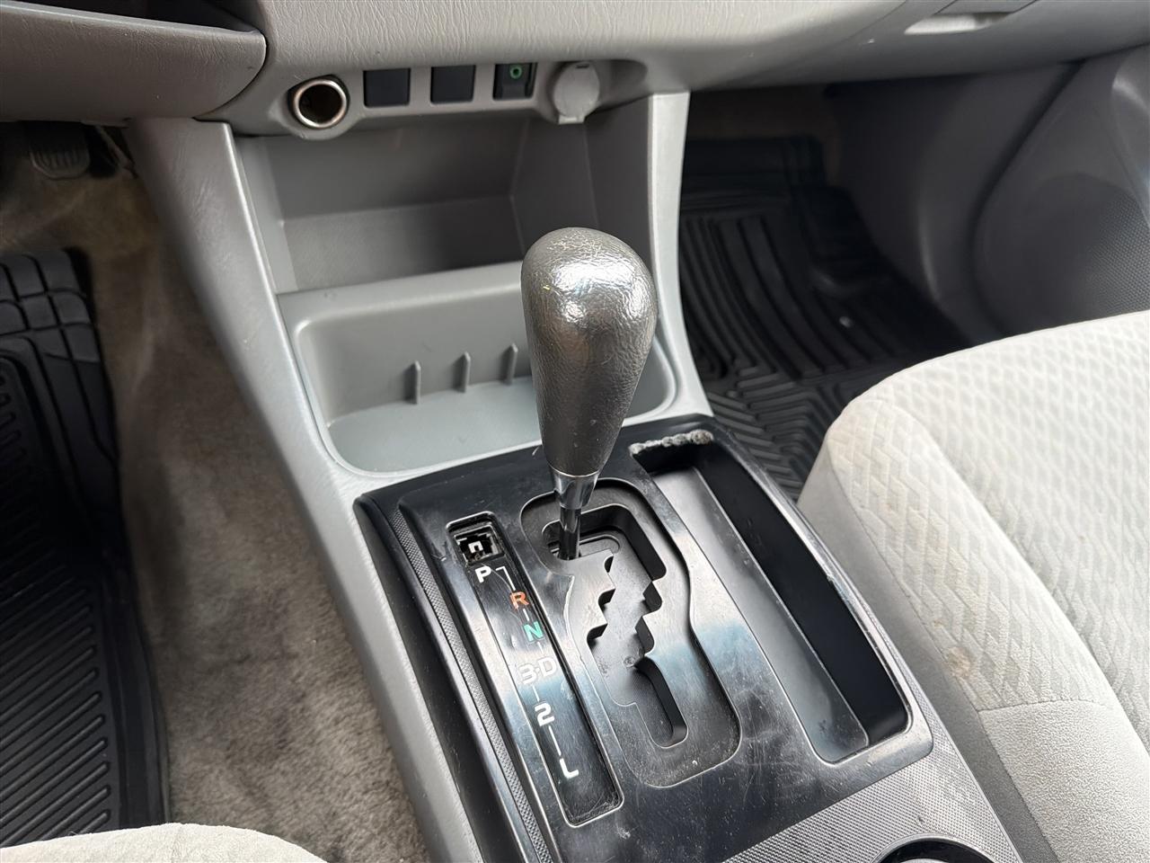 Toyota Tacoma Double Cab Auto 2WD 2011