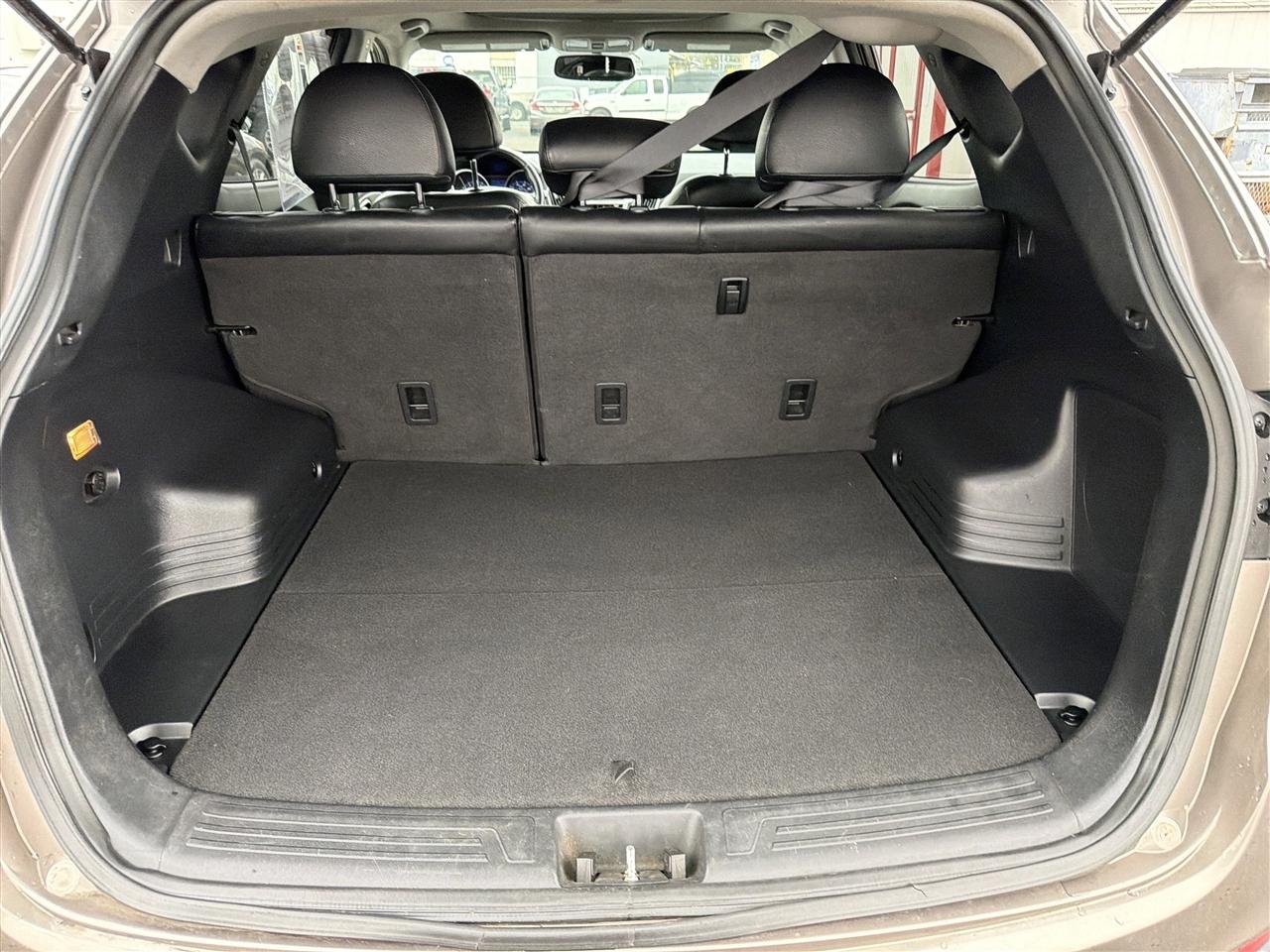 Hyundai Tucson Limited 4WD 2010