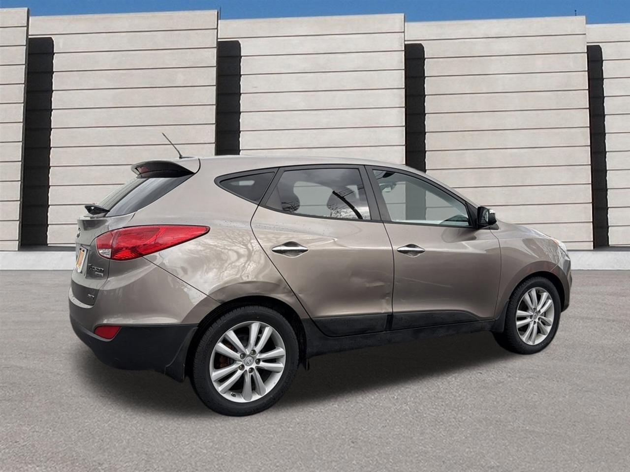 Hyundai Tucson Limited 4WD 2010