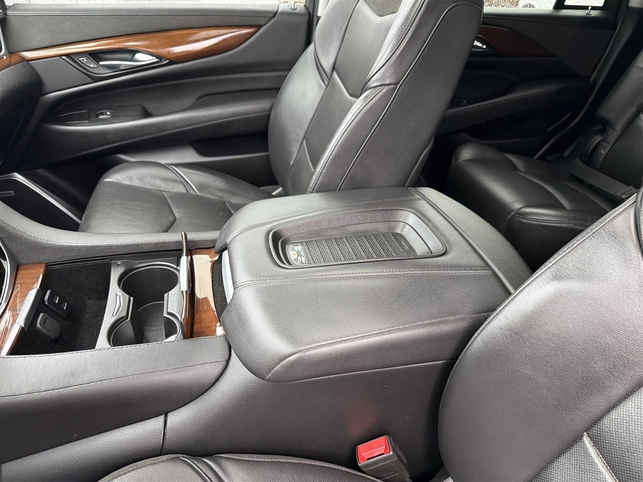 Cadillac Escalade Premium Luxury AWD 2020