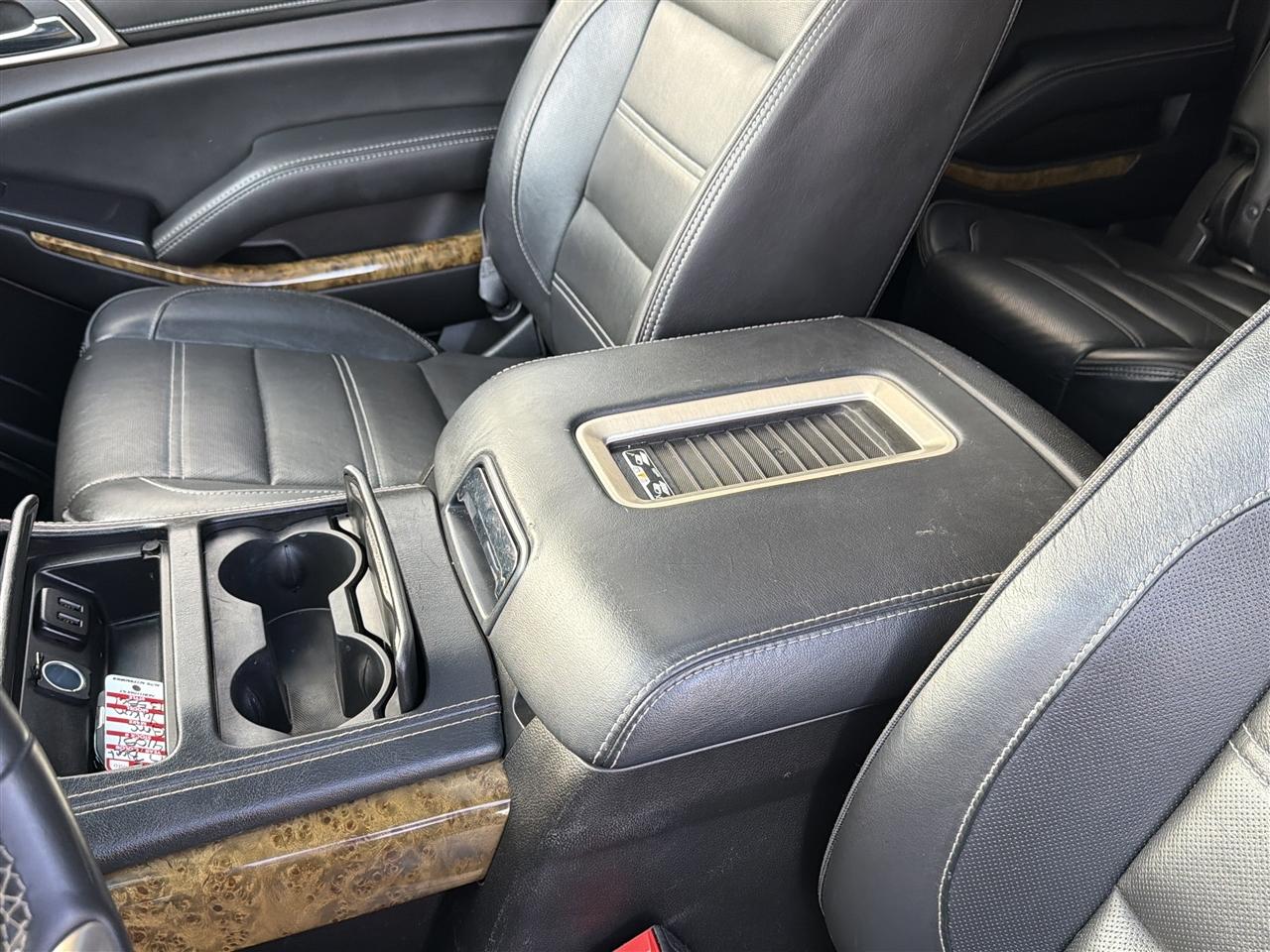 GMC Yukon XL Denali 4WD 2017