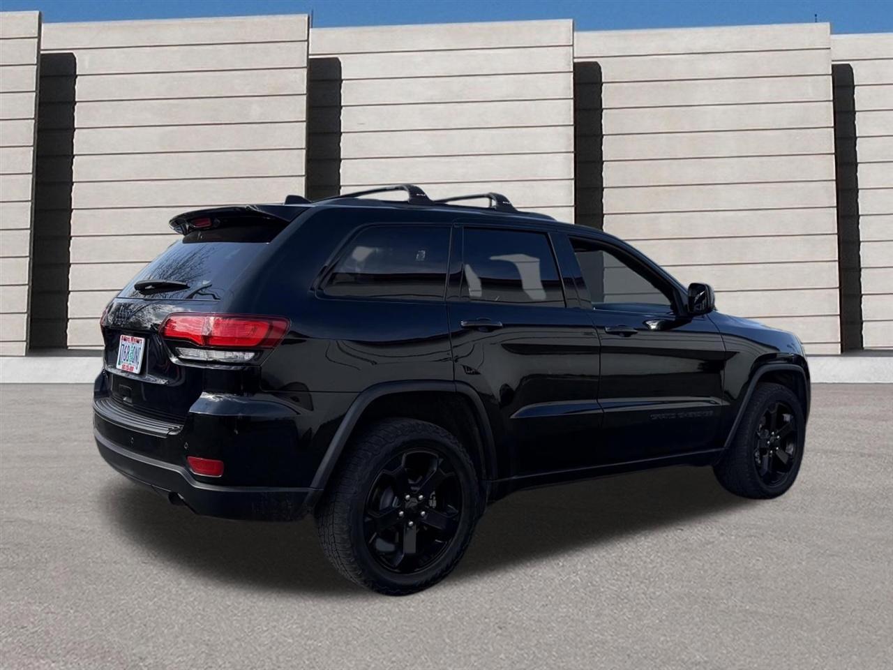 Jeep Grand Cherokee Laredo 4WD 2018